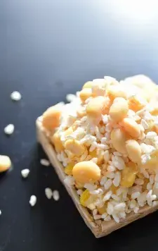 Traditional Japanese koji produced by Rokko Miso