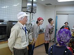 お母さん新聞 味噌作り教室20140402-②S.jpg
