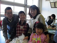 ともも味噌作り教室（西宮中央市場）20120204①-S.jpg