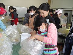 ともも味噌作り教室20150131②-S.jpg