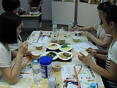 アサヒ ラボ・ガーデン平山先生お味噌汁ワークショップ20150820③-S.jpg