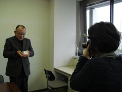 神戸経済記者クラブ「花の滴 紅糀甘ざけ」会見 20130219-②S.jpg
