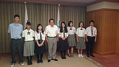 美原中学校RAINBOWが堺市長に福島視察報告20150728-②S.jpg