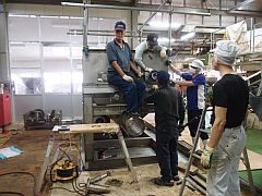設置⑤軸受取り付け20160909-S.jpg