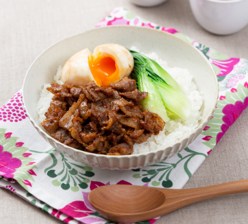 魯肉飯（ルーローハン）